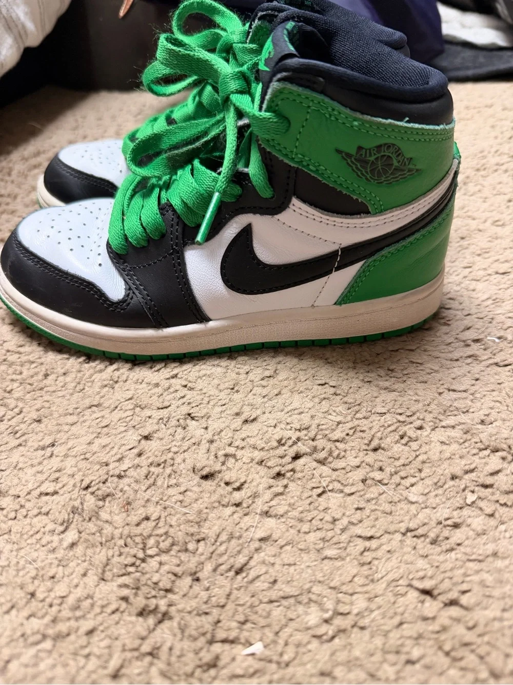 Nike Kids High-Top Sneakers in Black, White & Green